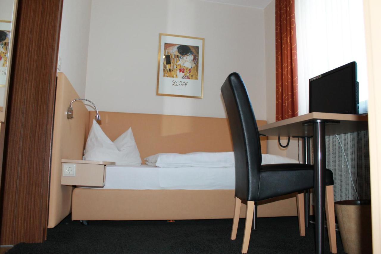 Hotel Hübler Frankfurt am Main Exterior foto